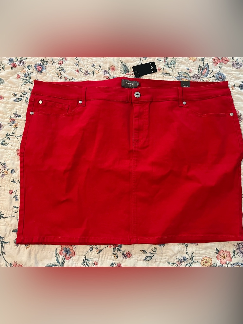 NWT Torrid LCAS Red Denim Mini Skirt Size 28